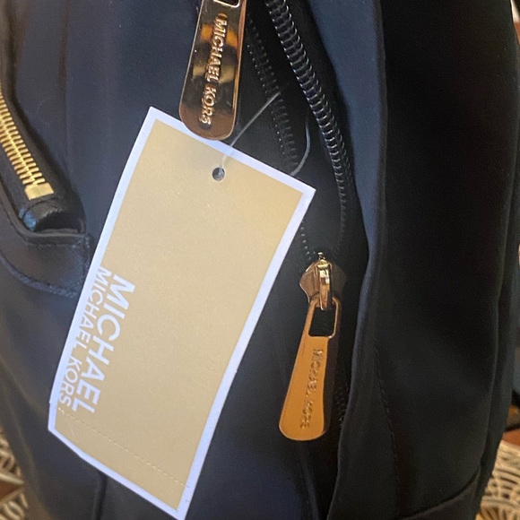 Michael Kors black backpack 🎒 - Picture 5 of 16